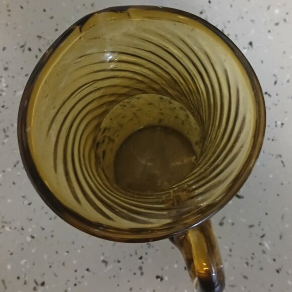 Vintage Hand Blown Amber Pitcher. Swirl Optic Pattern. Crackle Glass Finish - Picture 6 of 7